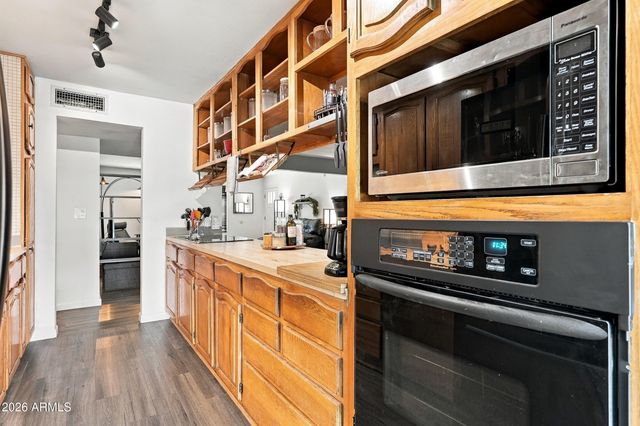 3638 W KRALL Street, Phoenix, AZ 85019