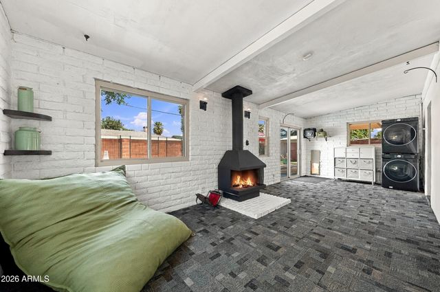 3638 W KRALL Street, Phoenix, AZ 85019