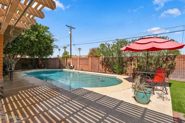 3638 W KRALL Street, Phoenix, AZ 85019