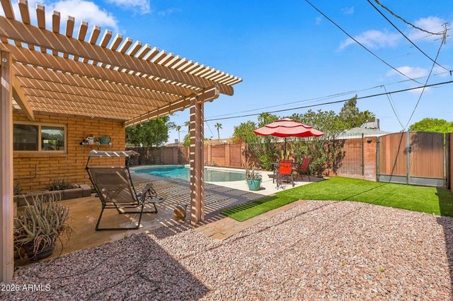 3638 W KRALL Street, Phoenix, AZ 85019