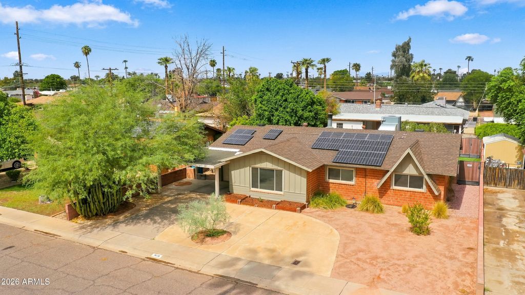 3638 W KRALL Street, Phoenix, AZ 85019 — photo 5