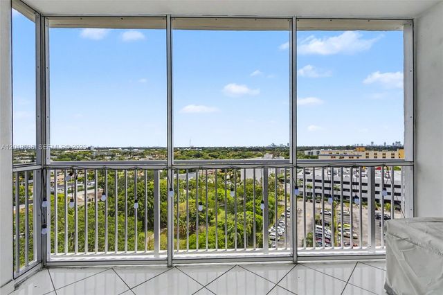 3850 Washington St 1115, Hollywood, FL 33021
