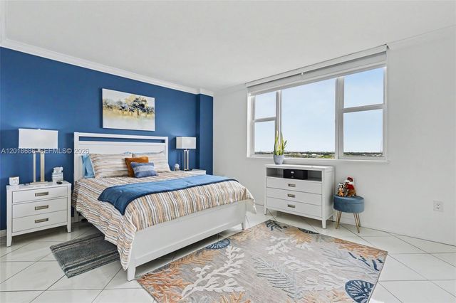 3850 Washington St 1115, Hollywood, FL 33021