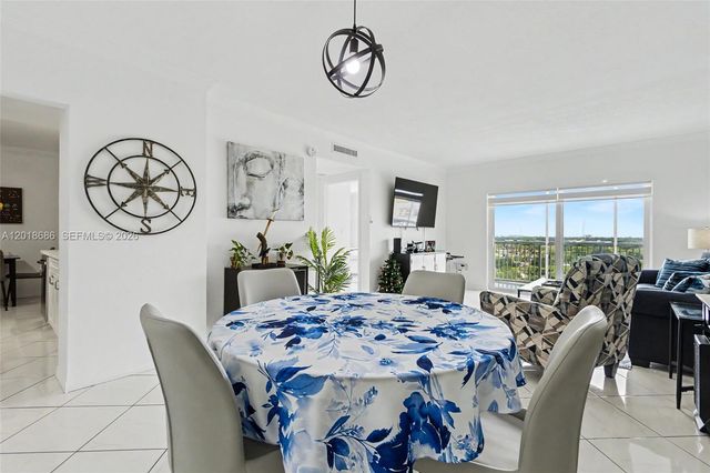 3850 Washington St 1115, Hollywood, FL 33021