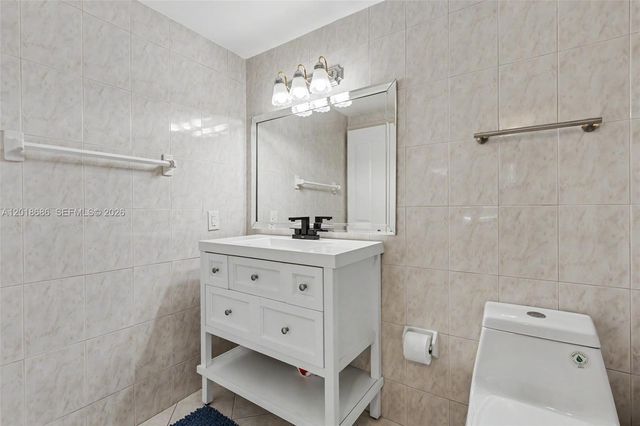 3850 Washington St 1115, Hollywood, FL 33021