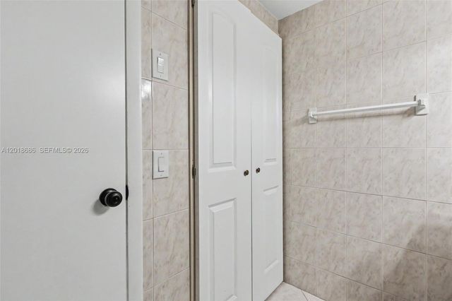 3850 Washington St 1115, Hollywood, FL 33021