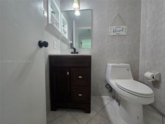 3850 Washington St 1115, Hollywood, FL 33021