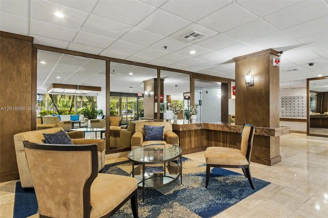 3850 Washington St 1115, Hollywood, FL 33021