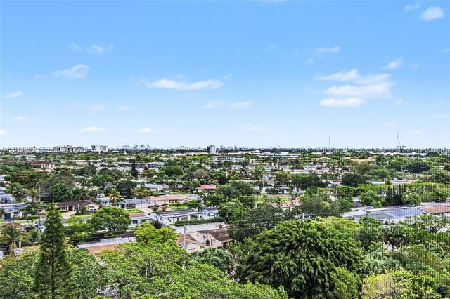 3850 Washington St 1115, Hollywood, FL 33021