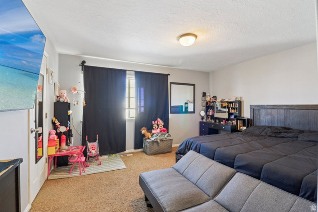 Image 12 of property listing at 1077 S 1850 W, Springville, UT 84663
