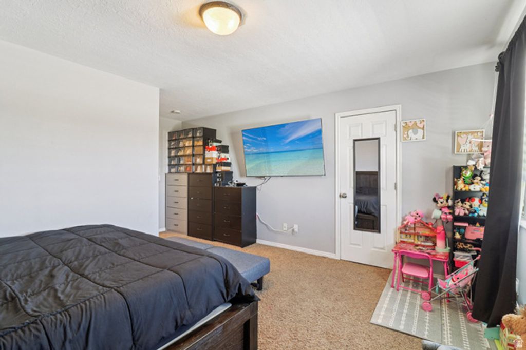 Image 14 of property listing at 1077 S 1850 W, Springville, UT 84663