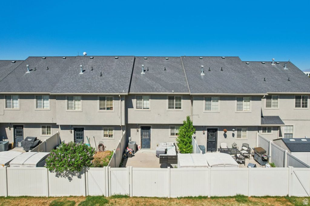 Image 22 of property listing at 1077 S 1850 W, Springville, UT 84663