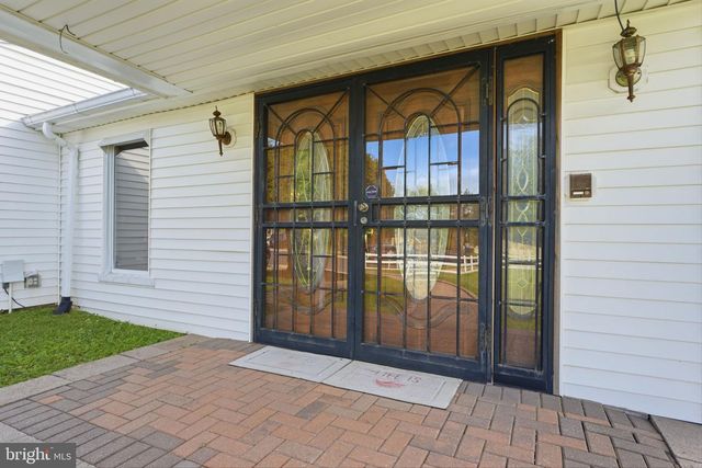 2948 HANITA CT, Bensalem, PA 19020