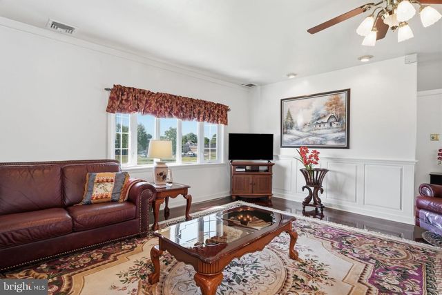 2948 HANITA CT, Bensalem, PA 19020