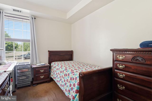 2948 HANITA CT, Bensalem, PA 19020