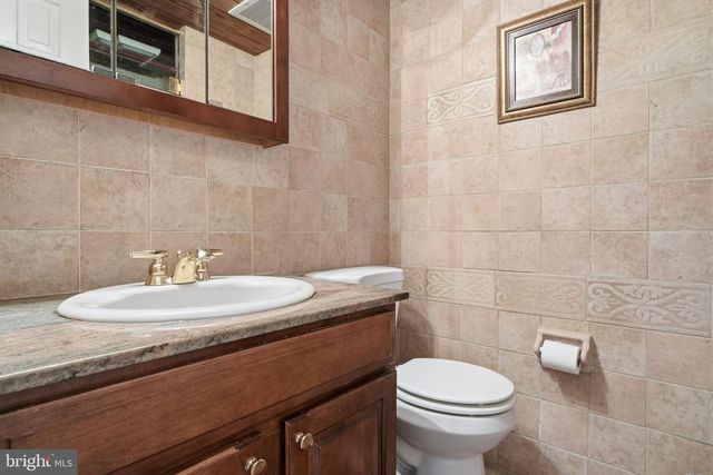 2948 HANITA CT, Bensalem, PA 19020