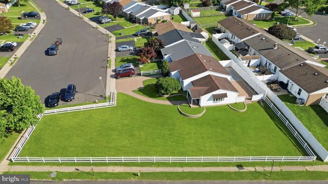 2948 HANITA CT, Bensalem, PA 19020