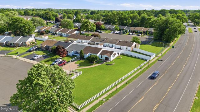 2948 HANITA CT, Bensalem, PA 19020