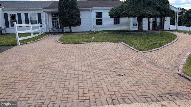 2948 HANITA CT, Bensalem, PA 19020