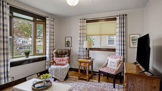 1536 Sherwin Avenue, Eau Claire, WI 54701