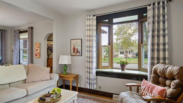 1536 Sherwin Avenue, Eau Claire, WI 54701