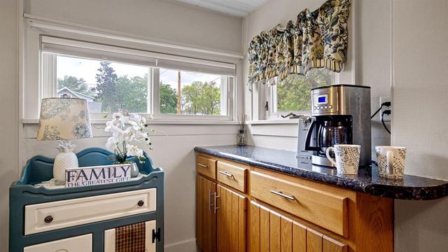 1536 Sherwin Avenue, Eau Claire, WI 54701