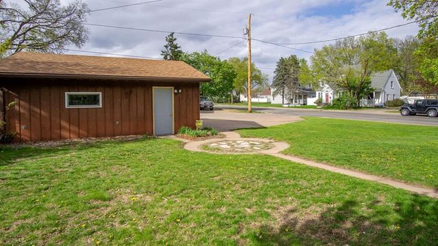 1536 Sherwin Avenue, Eau Claire, WI 54701