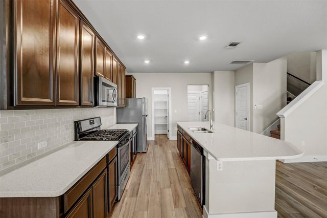 7509 Grand Linden WAY 87, Austin, TX 78744