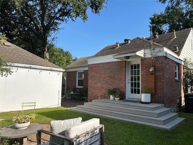 4002 Milton Street, West University Place, TX 77005
