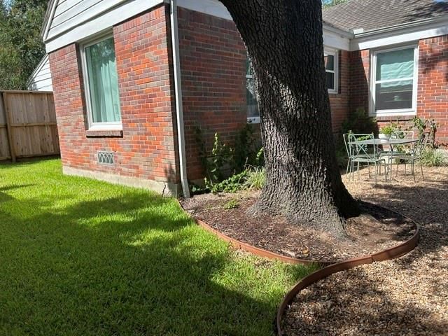 4002 Milton Street, West University Place, TX 77005