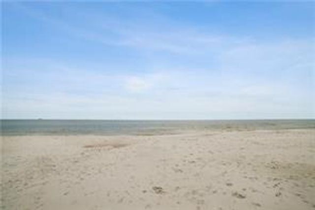 104 Surf Court, Dauphin Island, AL 36528