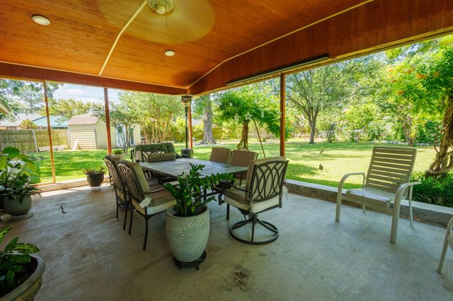 509 E Phillips Court, Grand Prairie, TX 75051