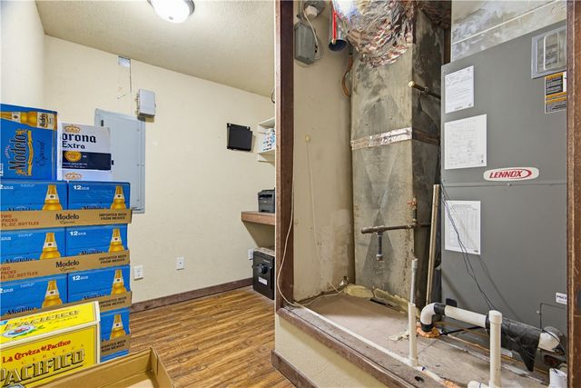 809 Lester Lane, Rogers, AR 72756