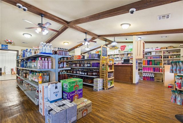 809 Lester Lane, Rogers, AR 72756