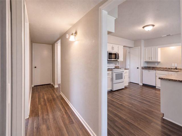 1800 Camelot Cove, Plano, TX 75074