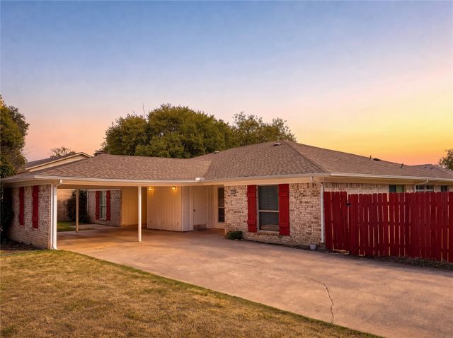 1800 Camelot Cove, Plano, TX 75074