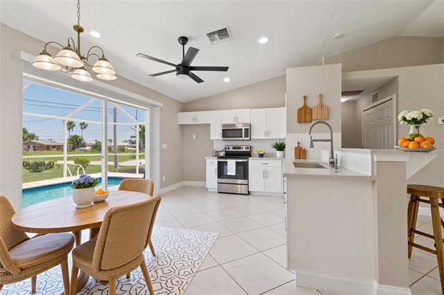 4022 SW 8TH COURT, Cape Coral, FL 33914