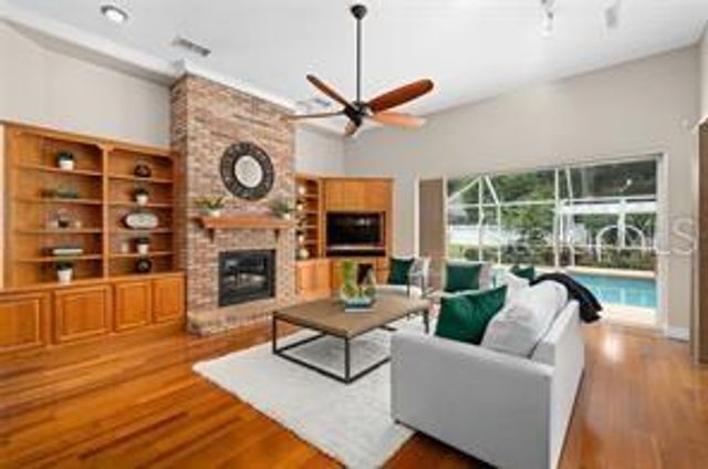 3907 WINDING LAKE CIR, Orlando, FL 32835