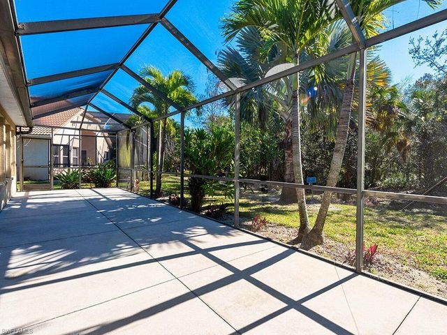 7117 Timberland CIR, Naples, FL 34109