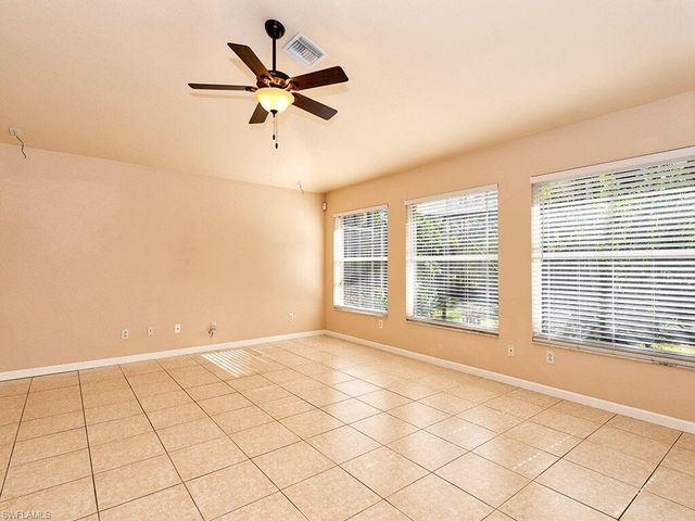 7117 Timberland CIR, Naples, FL 34109