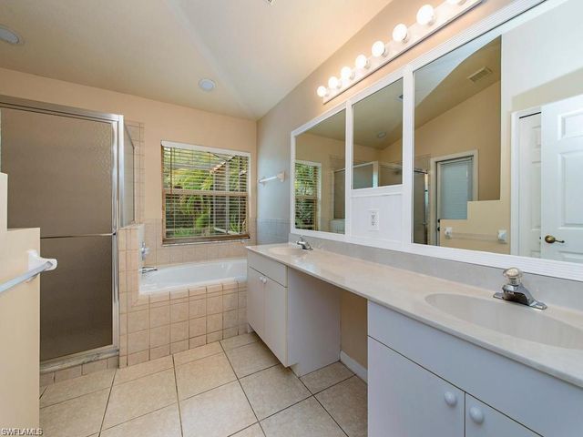 7117 Timberland CIR, Naples, FL 34109