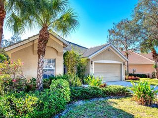 7117 Timberland CIR, Naples, FL 34109