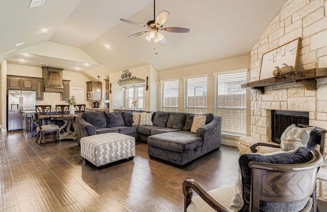 4720 Water Lily Lane, Fort Worth, TX 76036