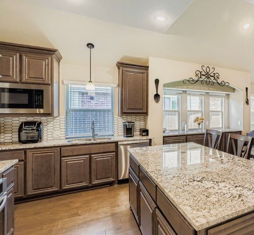 4720 Water Lily Lane, Fort Worth, TX 76036