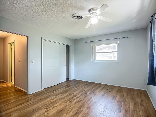 595 W SEMINOLE DRIVE, Venice, FL 34293