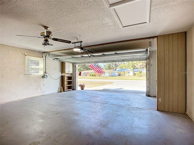 595 W SEMINOLE DRIVE, Venice, FL 34293