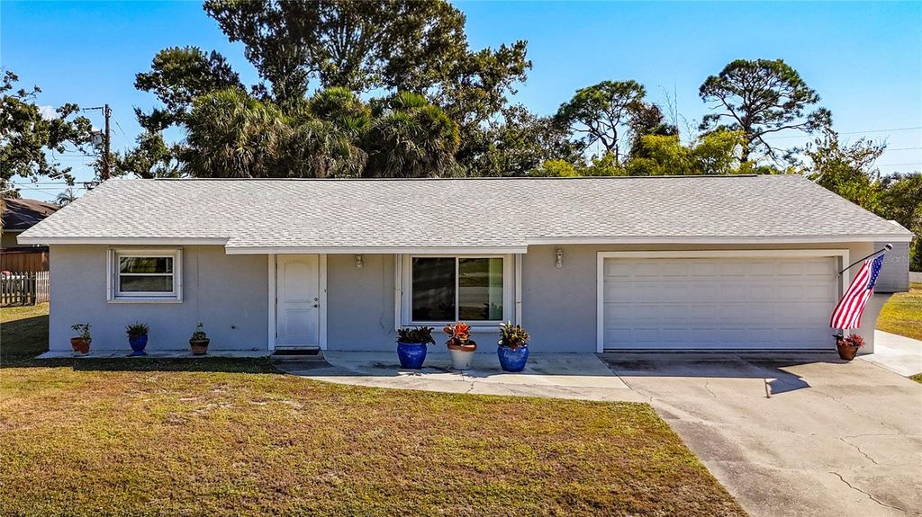595 W SEMINOLE DRIVE, Venice, FL 34293