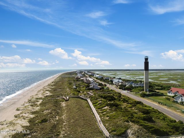 138 NE 6th Street, Oak Island, NC 28465