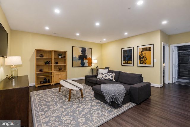 8018 TAKOMA AVE, Silver Spring, MD 20910