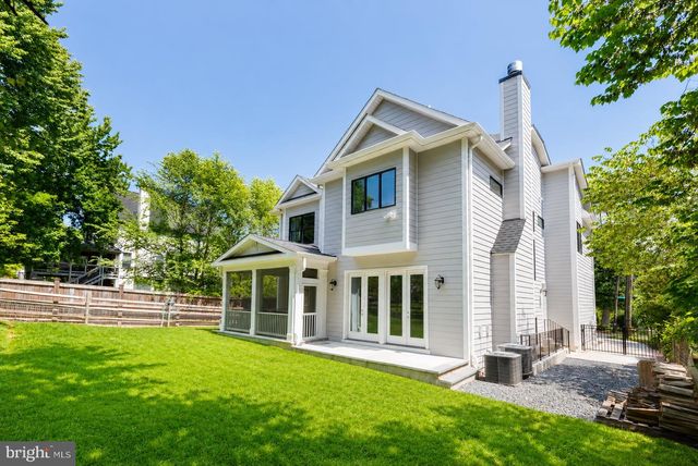 8018 TAKOMA AVE, Silver Spring, MD 20910